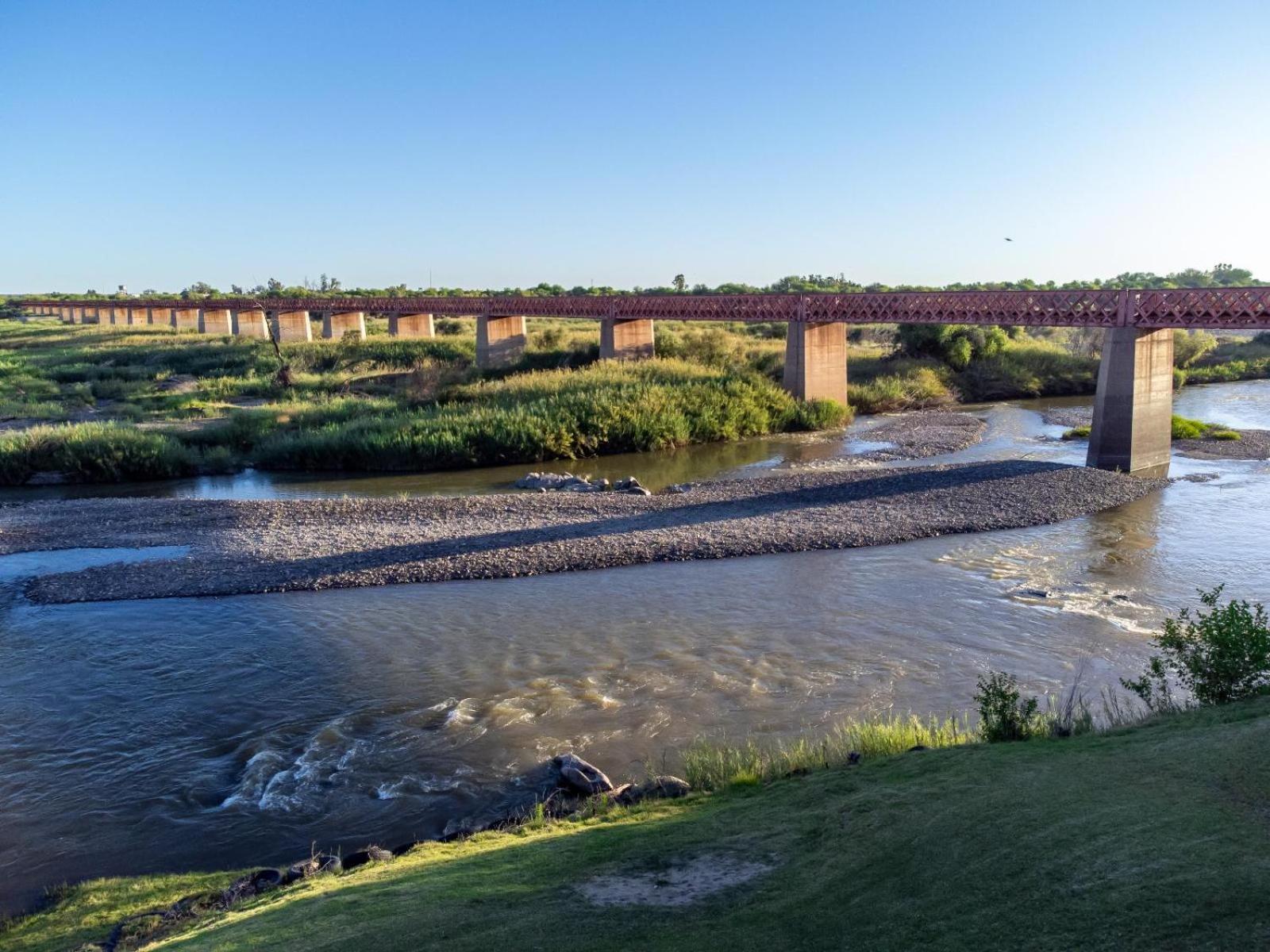 Sunriver Kalahari Lodge Riverside Stay In Upington Zewnętrze zdjęcie